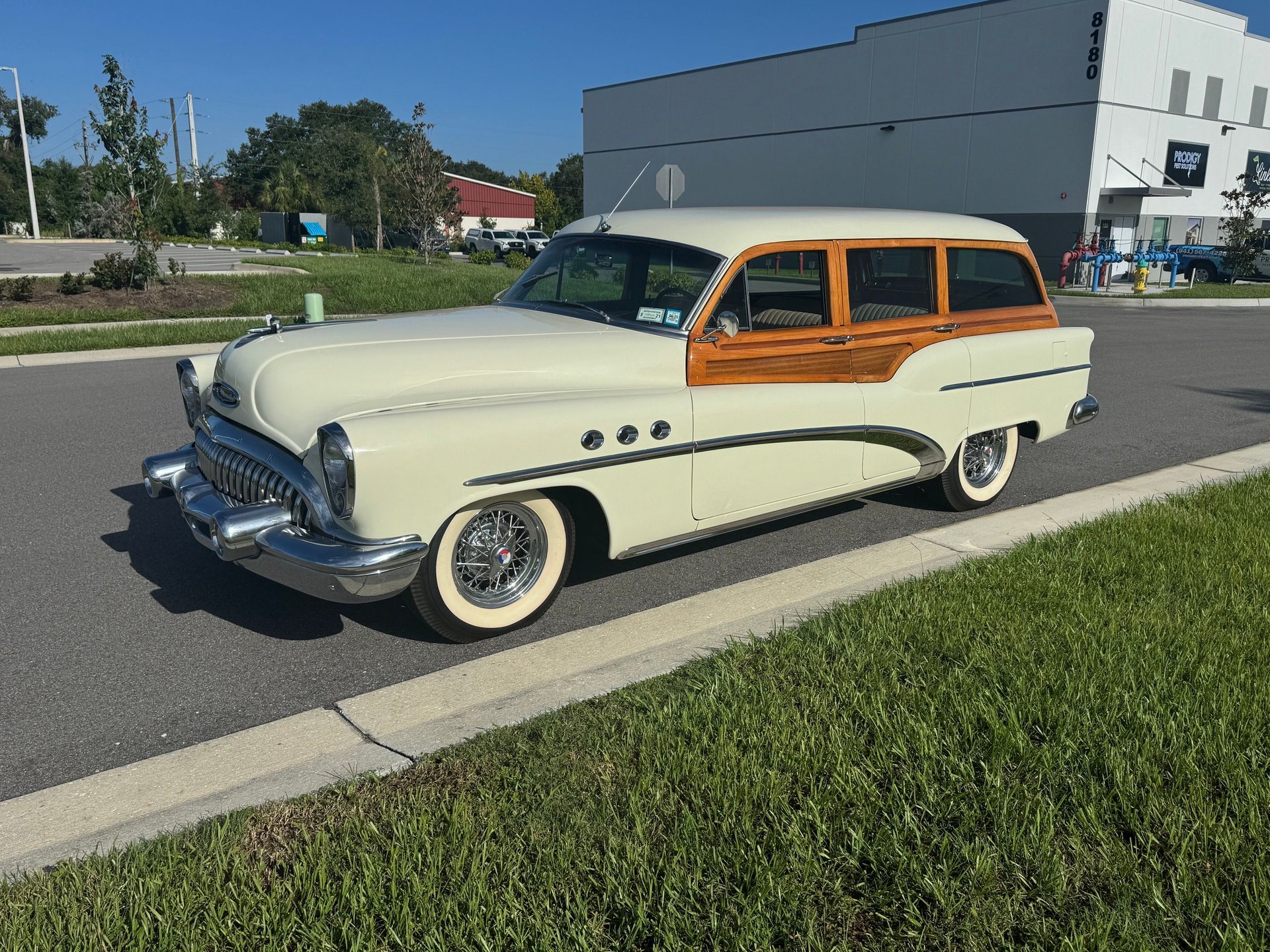 1953 Buick Estate Woodie Wagon